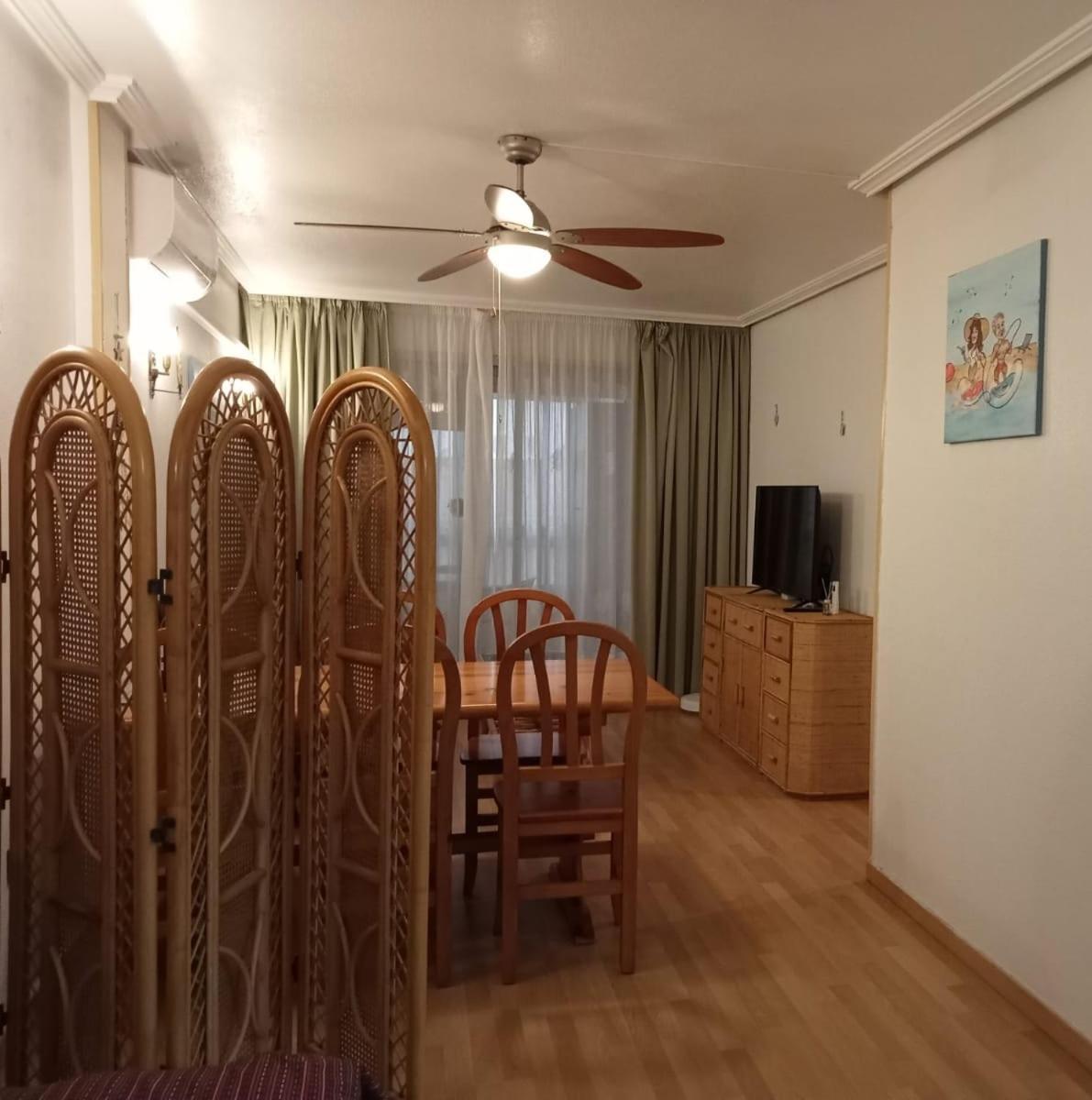 Casa Martita Leilighet Torrevieja Eksteriør bilde